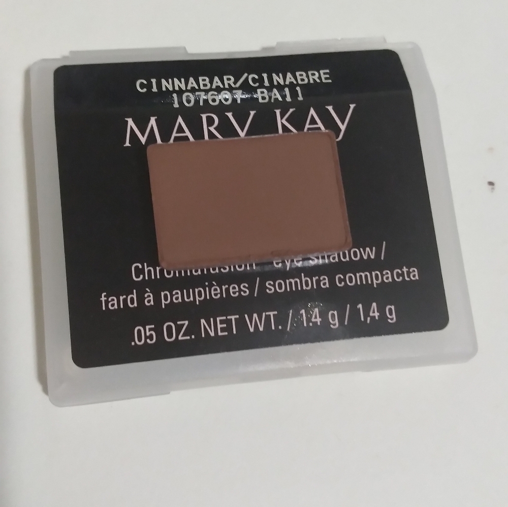 Eye shadow